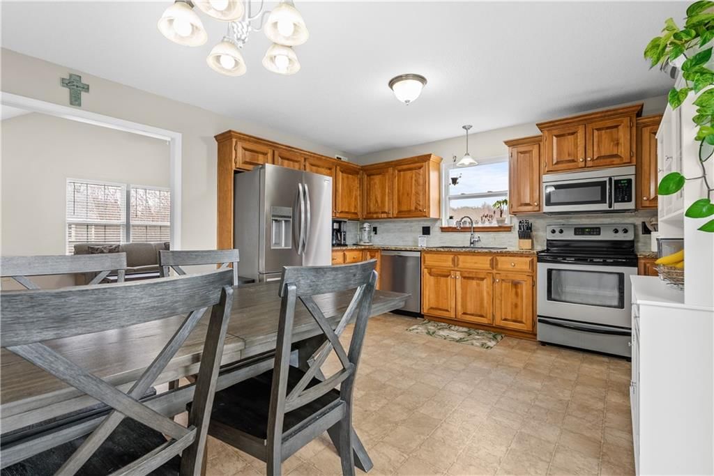 933 S Kisner Drive — photo 11