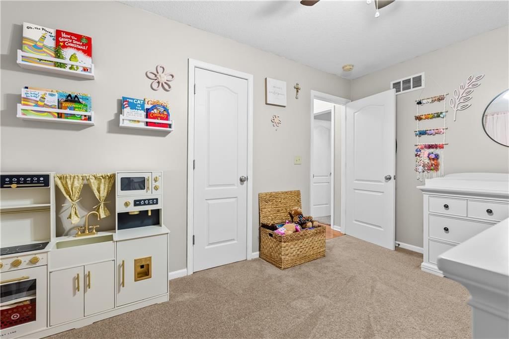 933 S Kisner Drive — photo 23