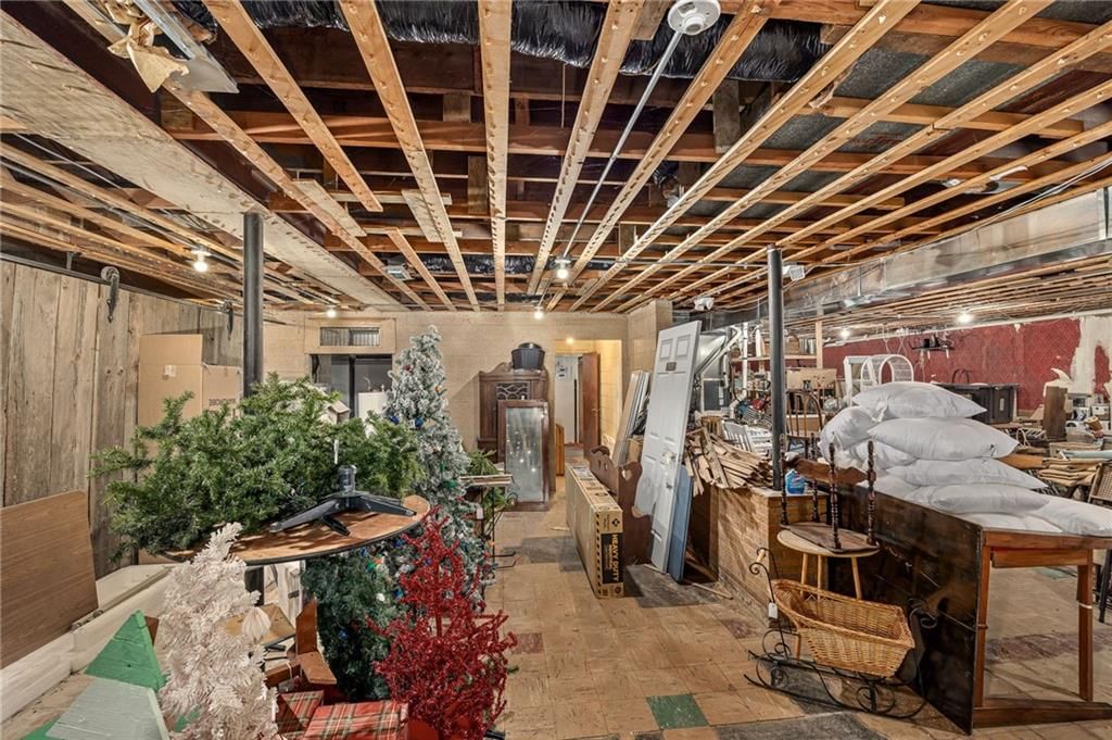 2702 Ashland Avenue — photo 31