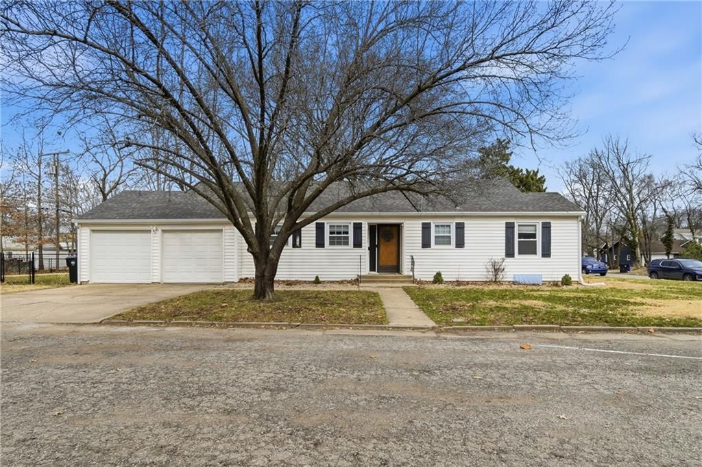 1721 SW High Avenue, Topeka, KS