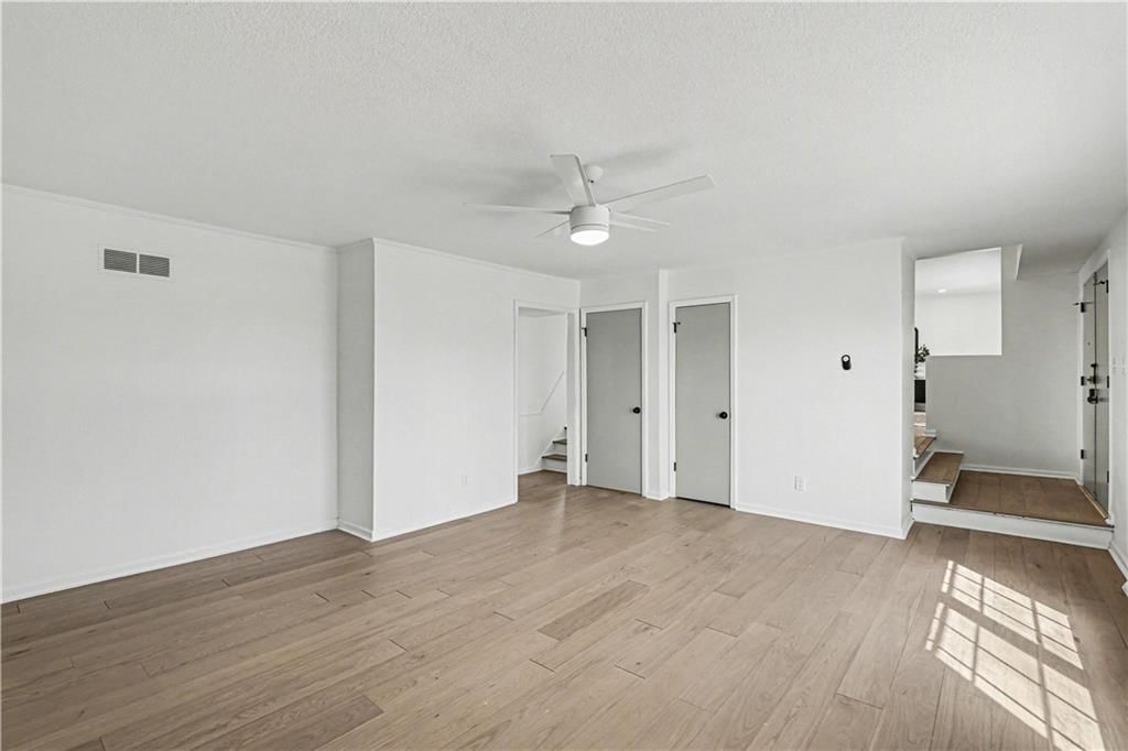 1516 E 99th Street — photo 11