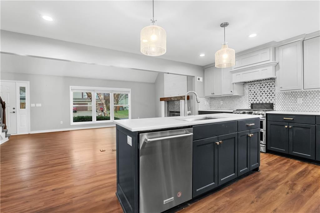 8704 N Wheaton Court — photo 4