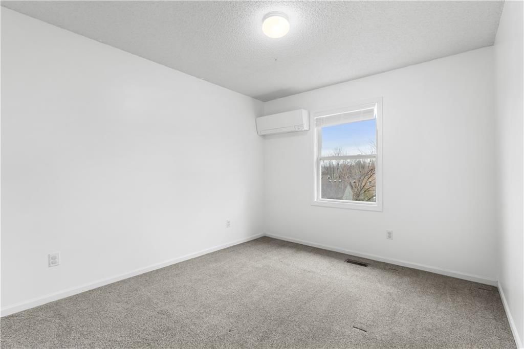 8704 N Wheaton Court — photo 22