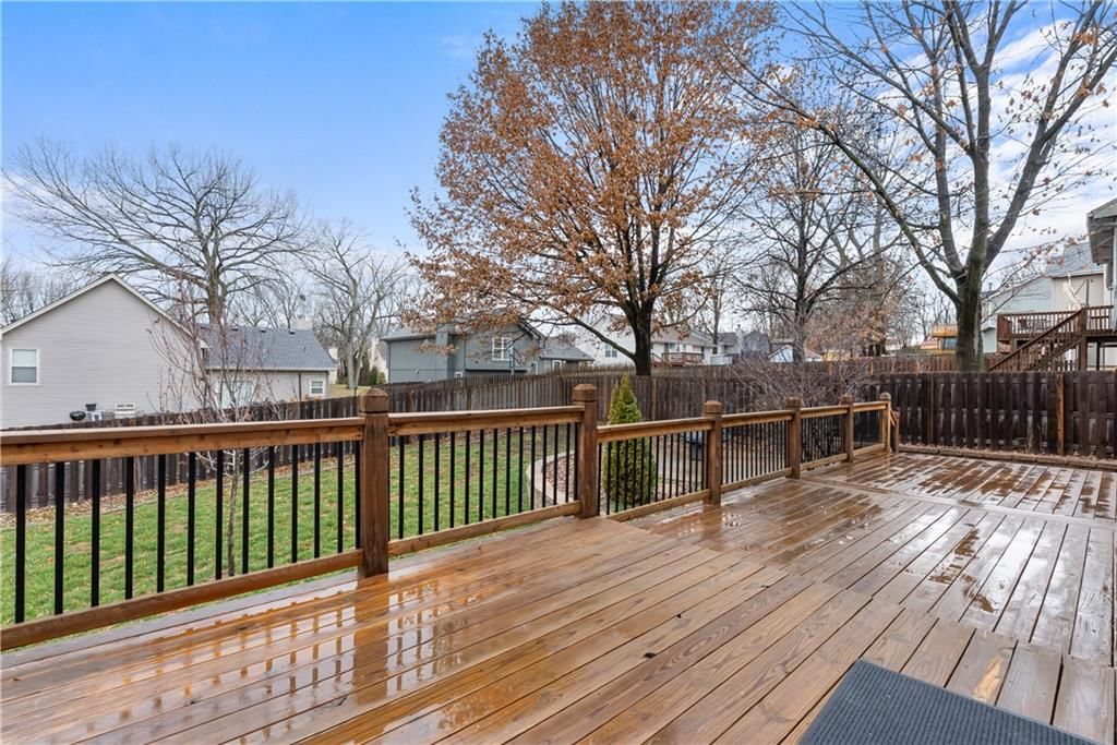 8704 N Wheaton Court — photo 31