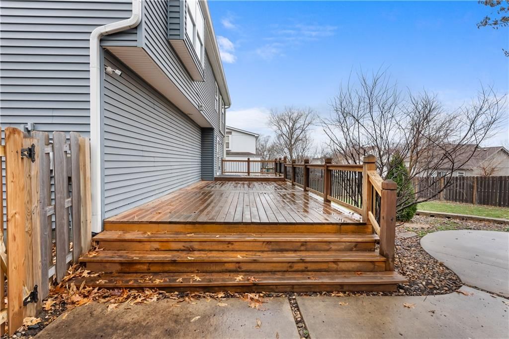 8704 N Wheaton Court — photo 32