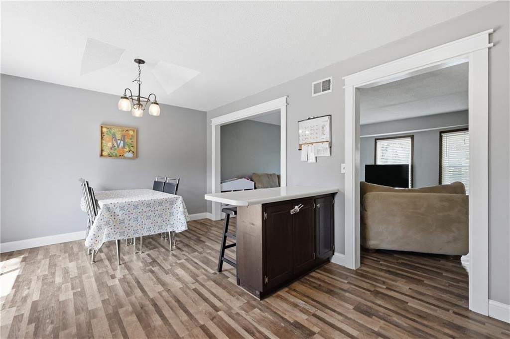 907 Josela Court — photo 13