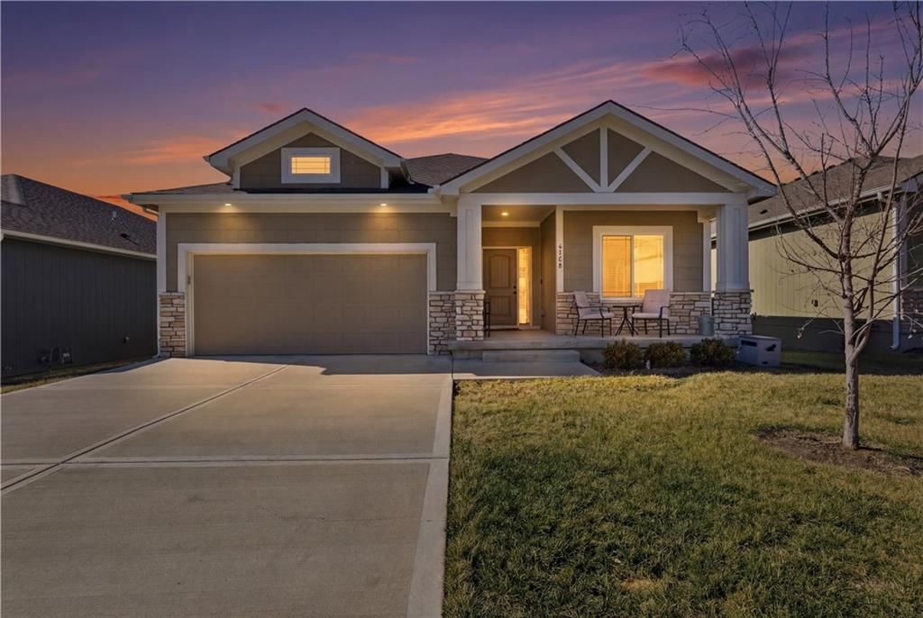 6768 Prairie Lane, Parkville, MO