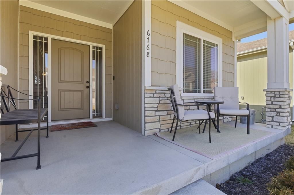 6768 Prairie Lane — photo 4