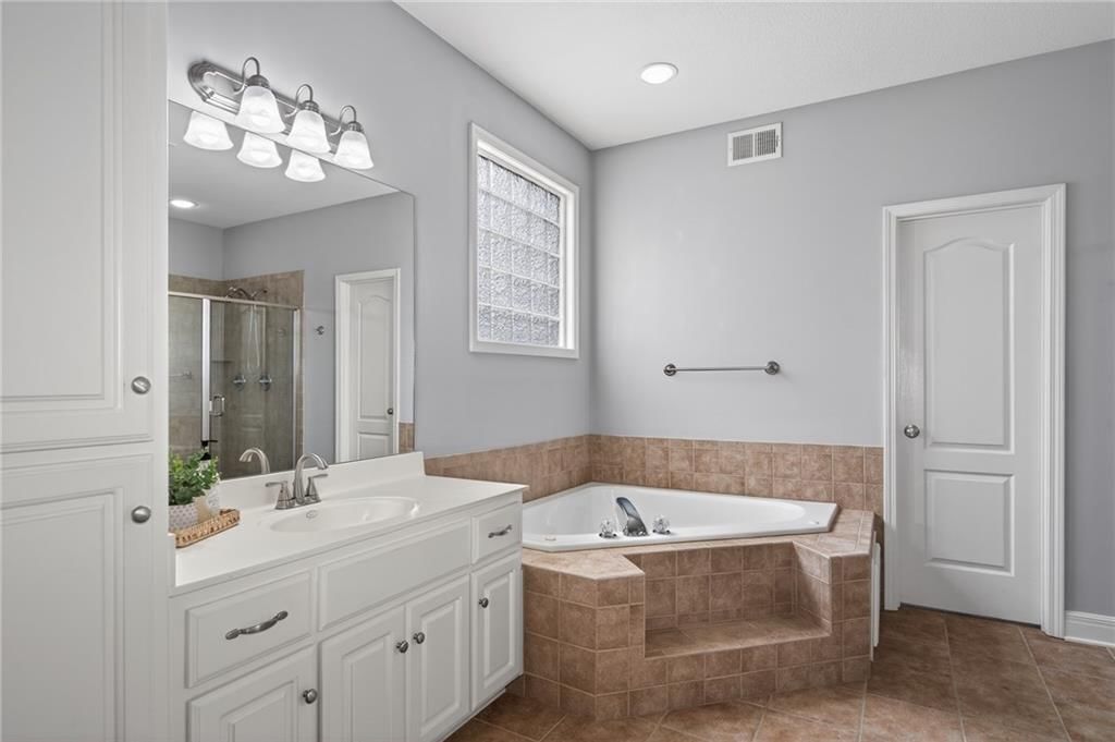 906 NW Magnolia Lane — photo 29