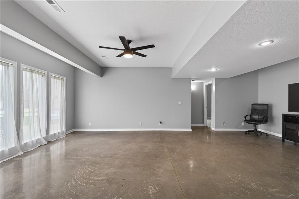 906 NW Magnolia Lane — photo 35
