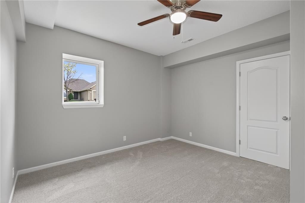 906 NW Magnolia Lane — photo 37
