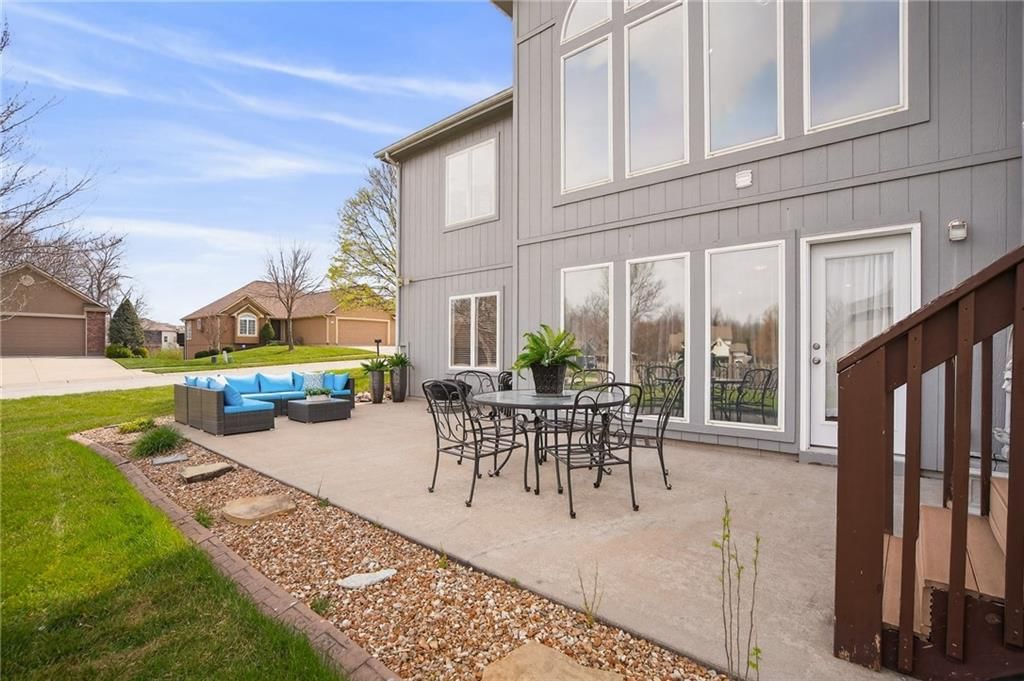 906 NW Magnolia Lane — photo 46