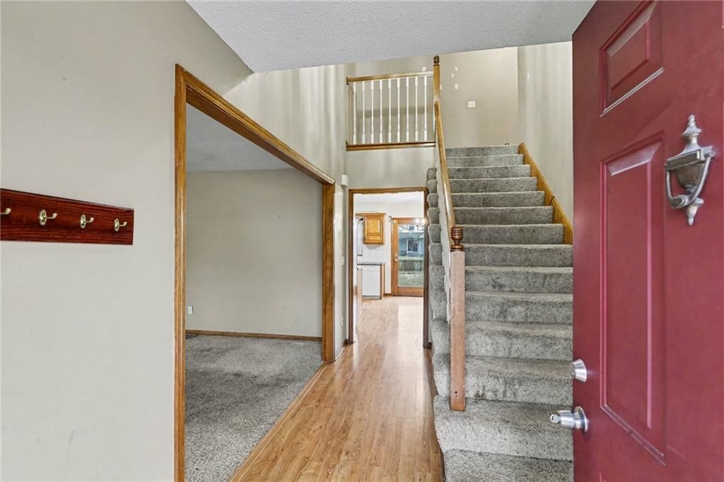 17340 W 155th Terrace — photo 2