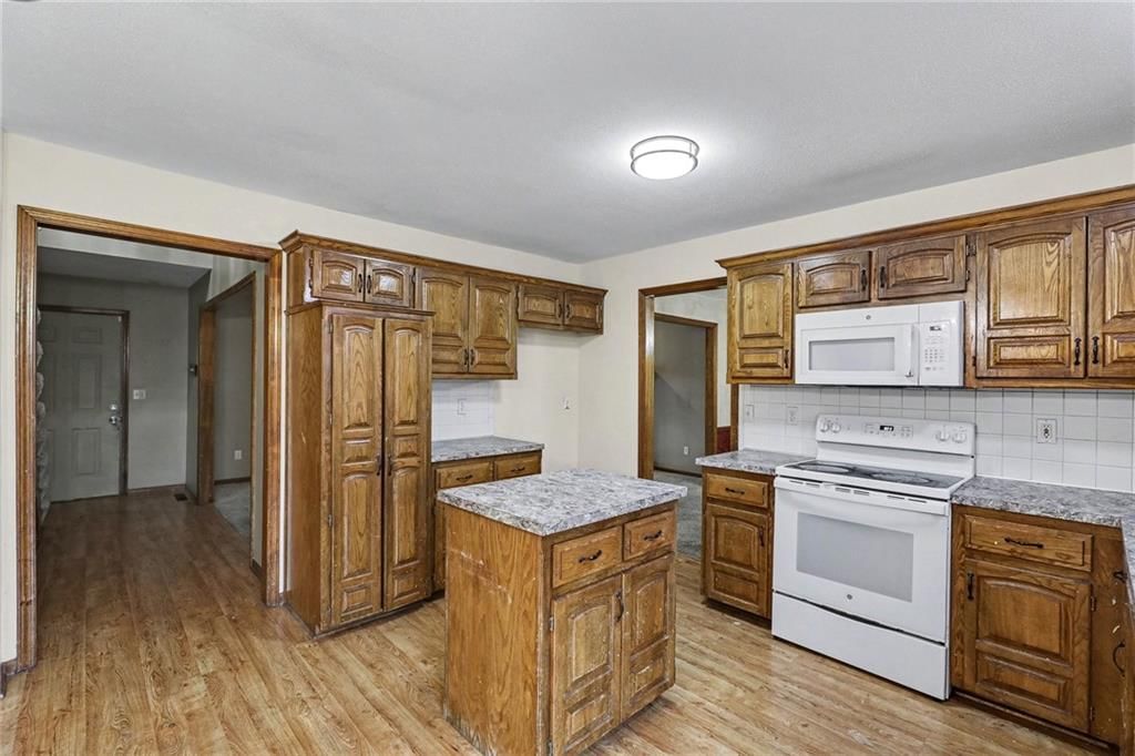 17340 W 155th Terrace — photo 7