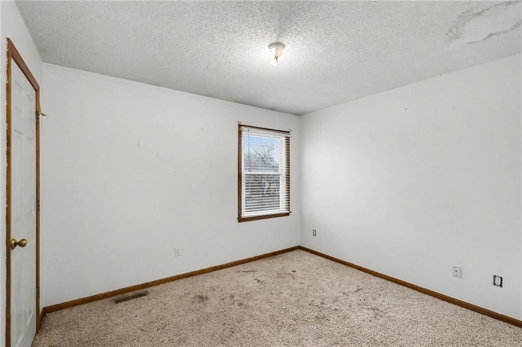 17340 W 155th Terrace — photo 14