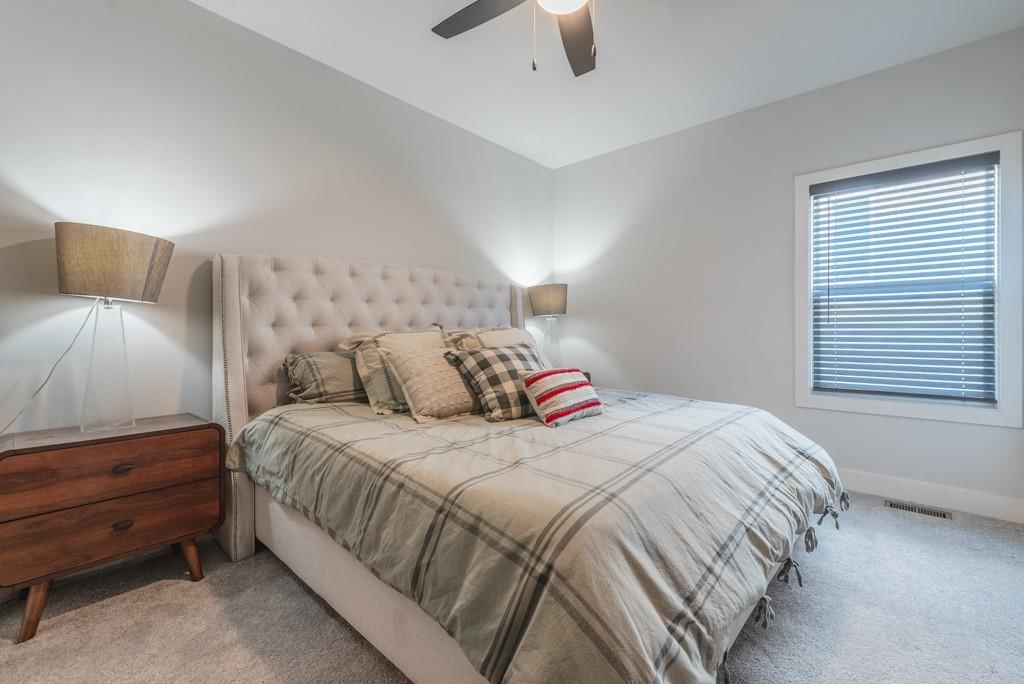 4436 TRACY Avenue — photo 8