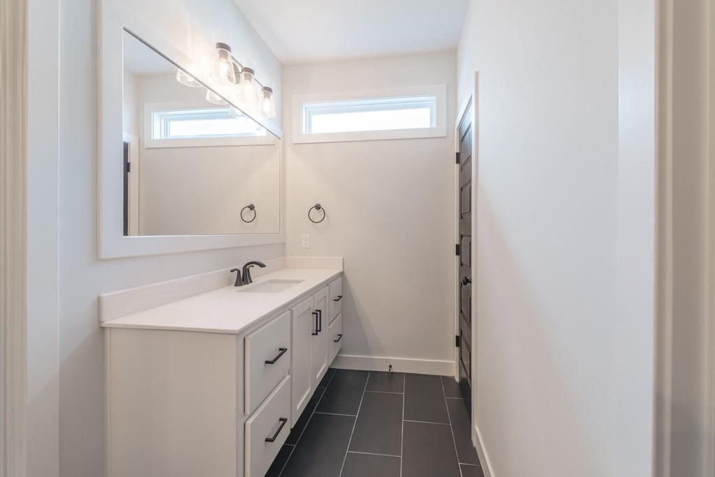 4436 TRACY Avenue — photo 10