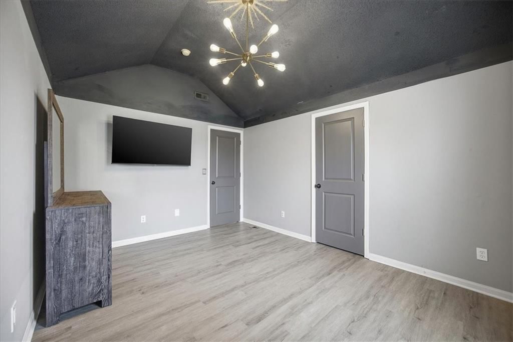 4439 Meadow View Drive — photo 22
