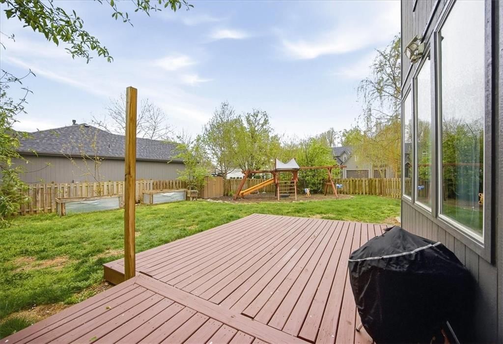 4439 Meadow View Drive — photo 33