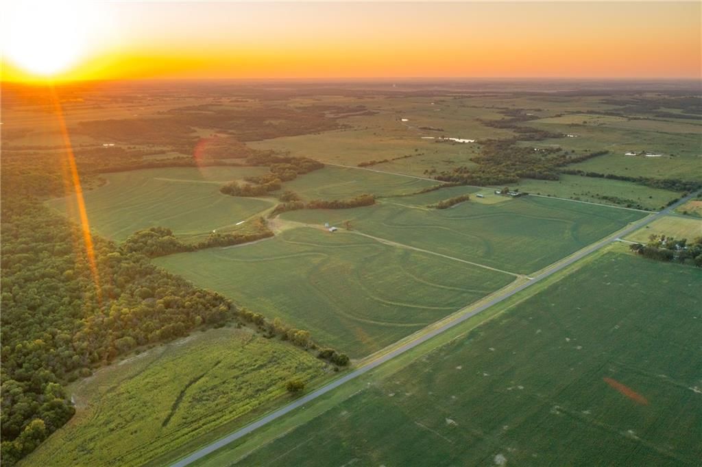 000 SE Texas Road, Garnett, KS