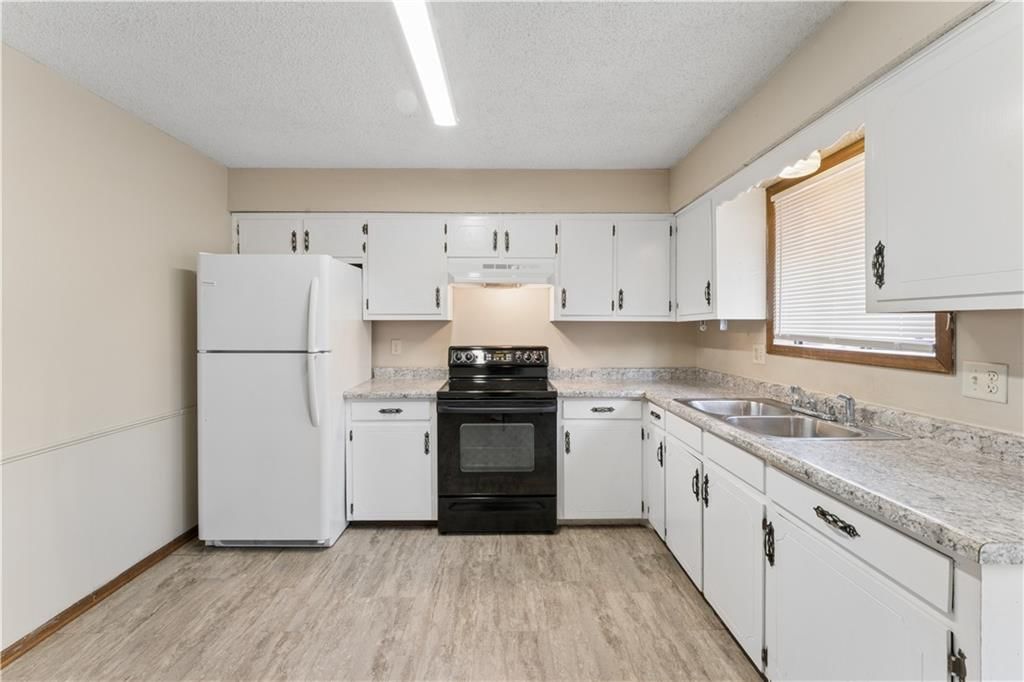 113-115 Brookridge Drive — photo 11