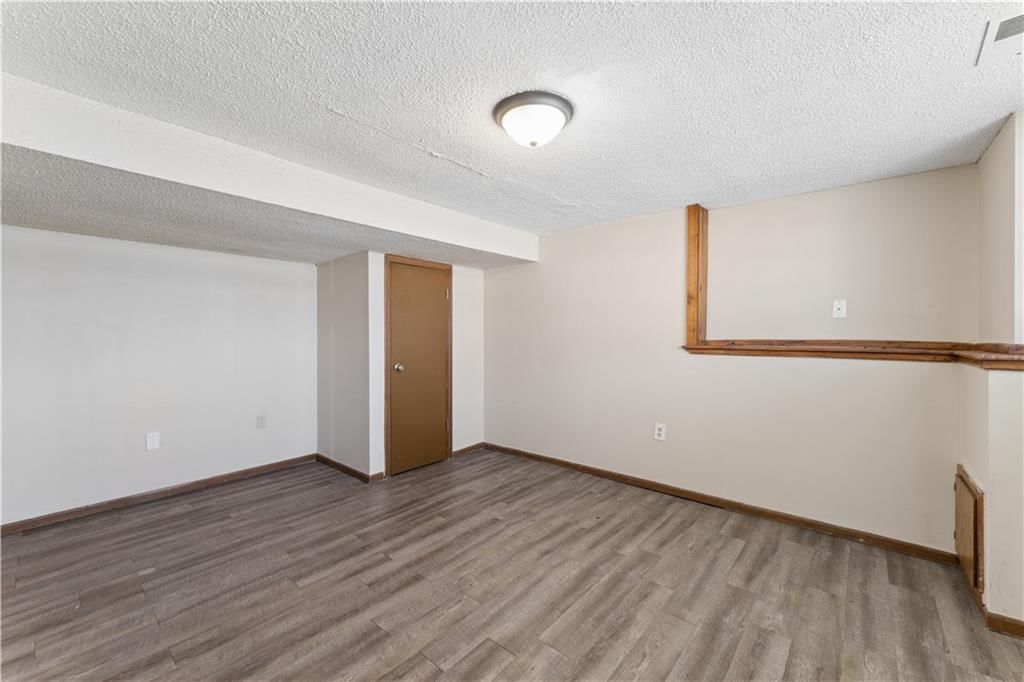 113-115 Brookridge Drive — photo 23