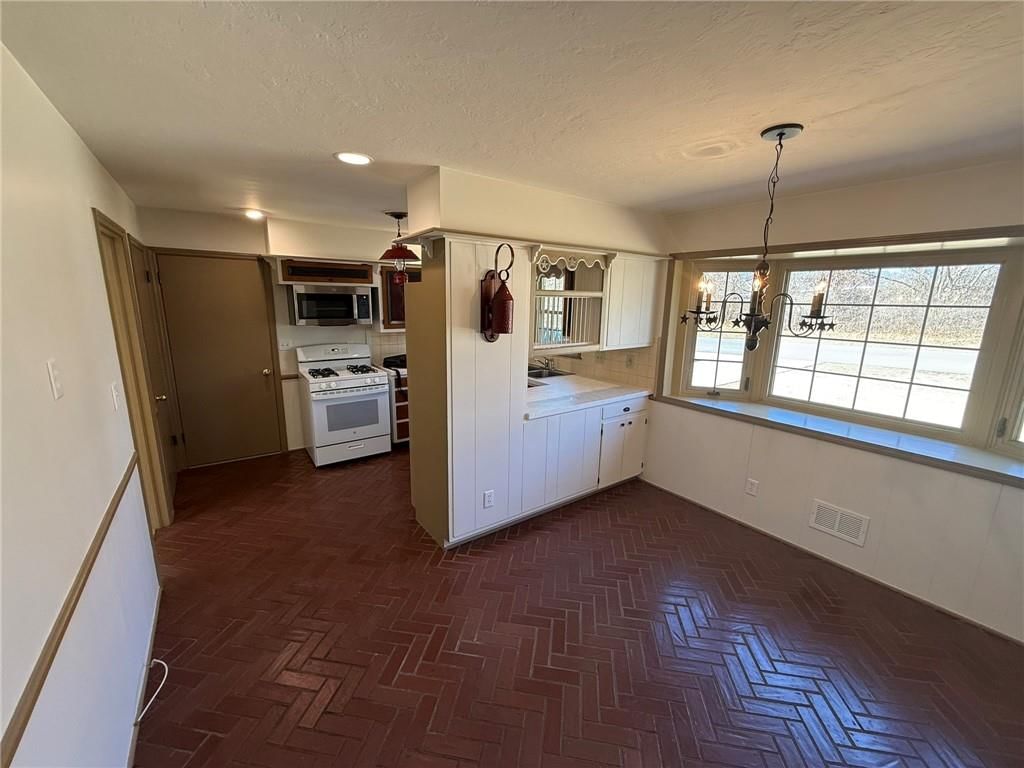 11703 E 48th Street — photo 13