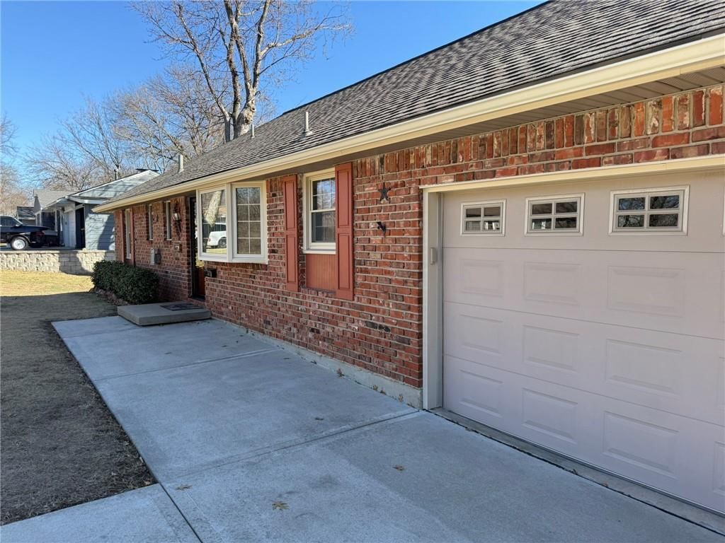11703 E 48th Street — photo 47