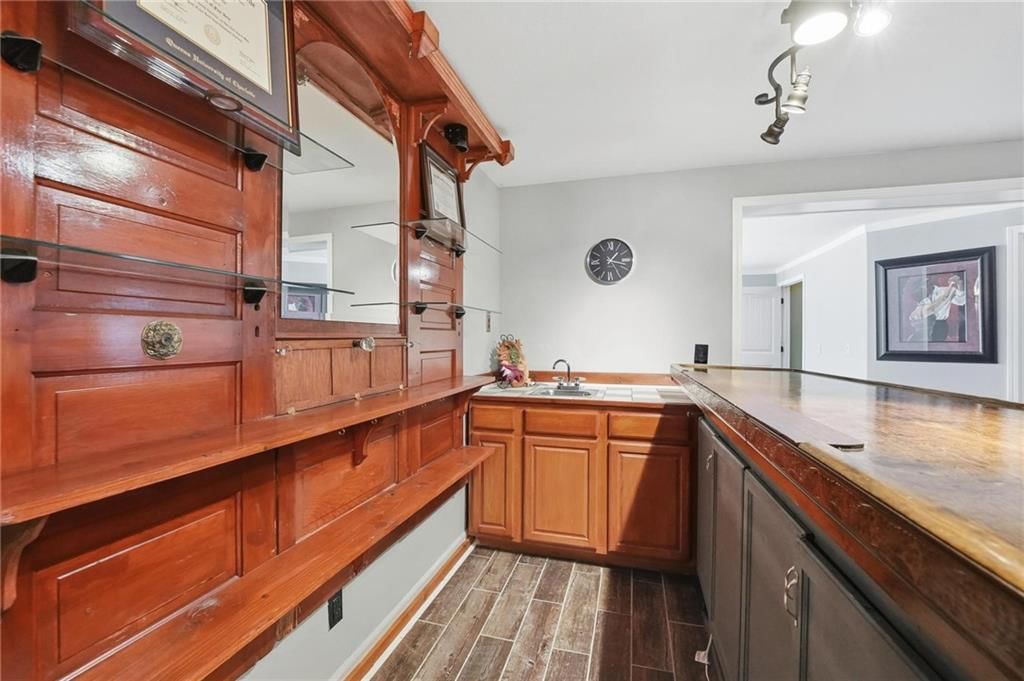 1363 Brompton Lane — photo 34