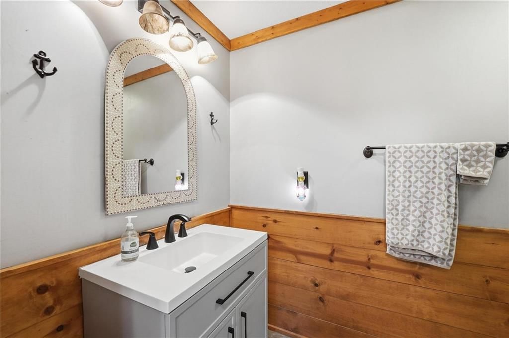1363 Brompton Lane — photo 35