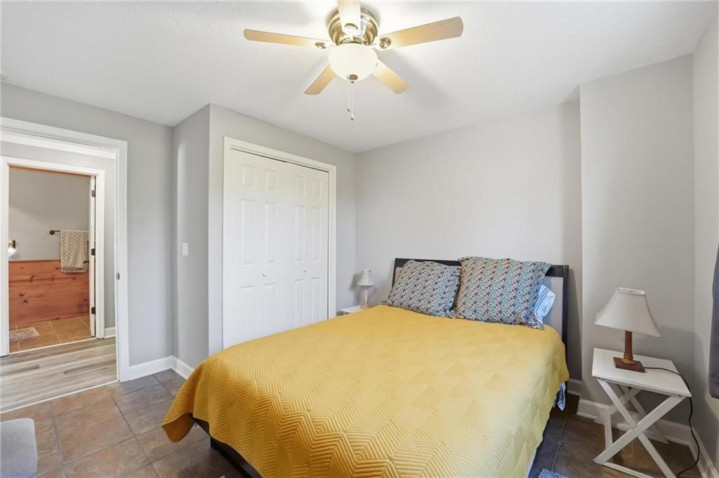 1363 Brompton Lane — photo 38