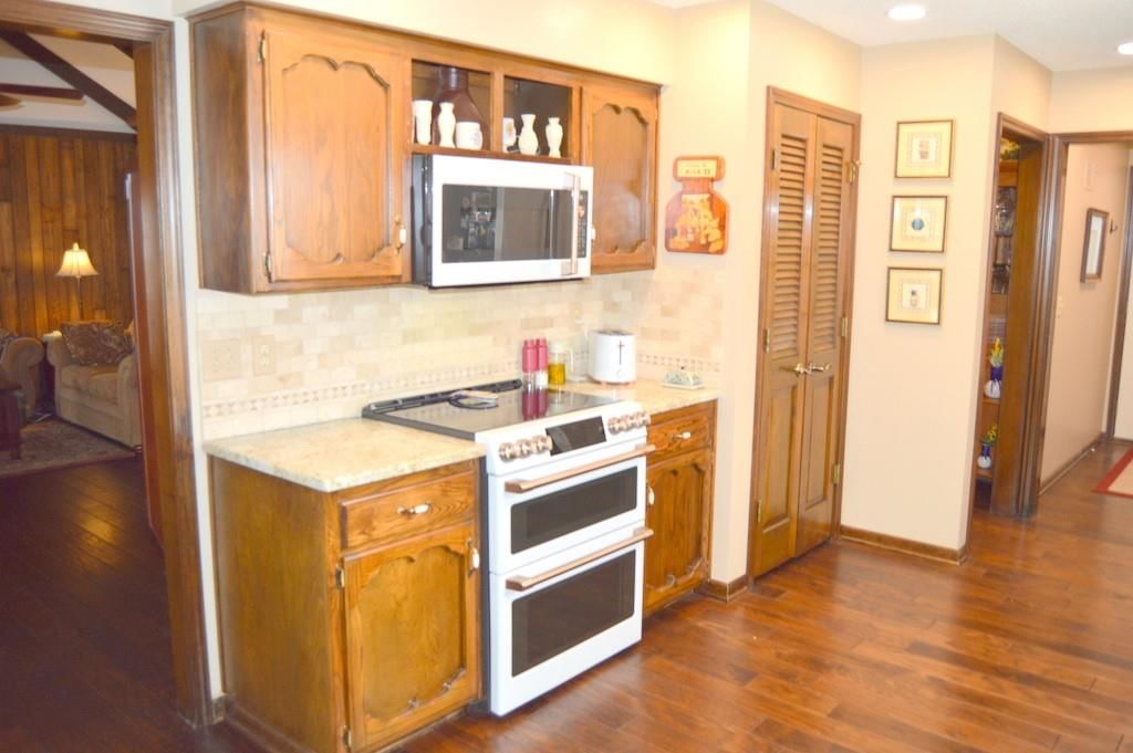 14808 W 94th Terrace — photo 11