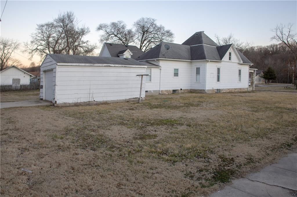 608 Park Avenue — photo 15