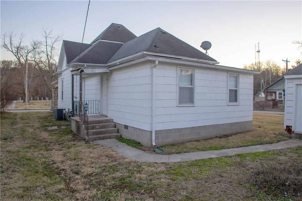 608 Park Avenue — photo 16