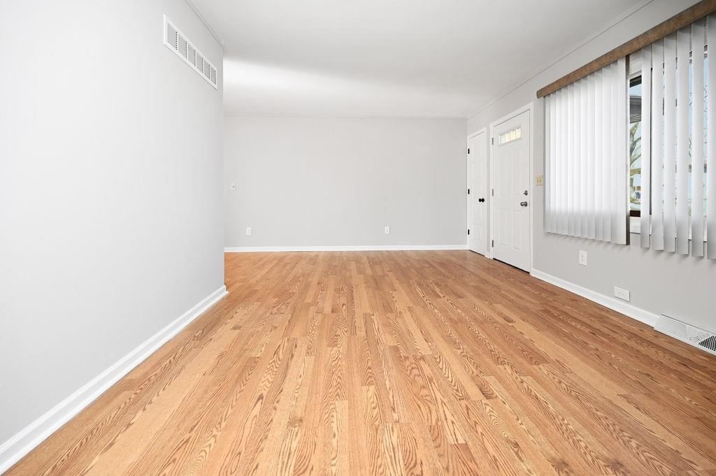 5720 N Drury Avenue — photo 13