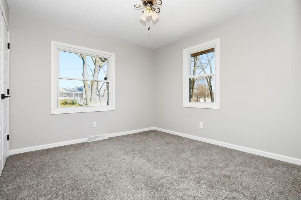 5720 N Drury Avenue — photo 14