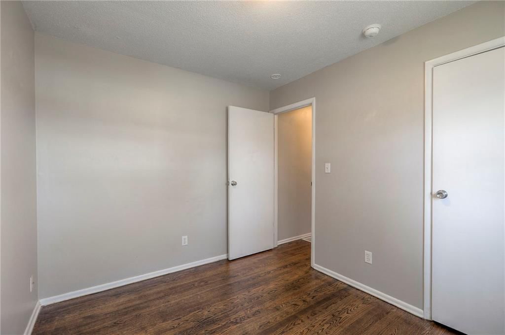 1715 Viking Drive — photo 13
