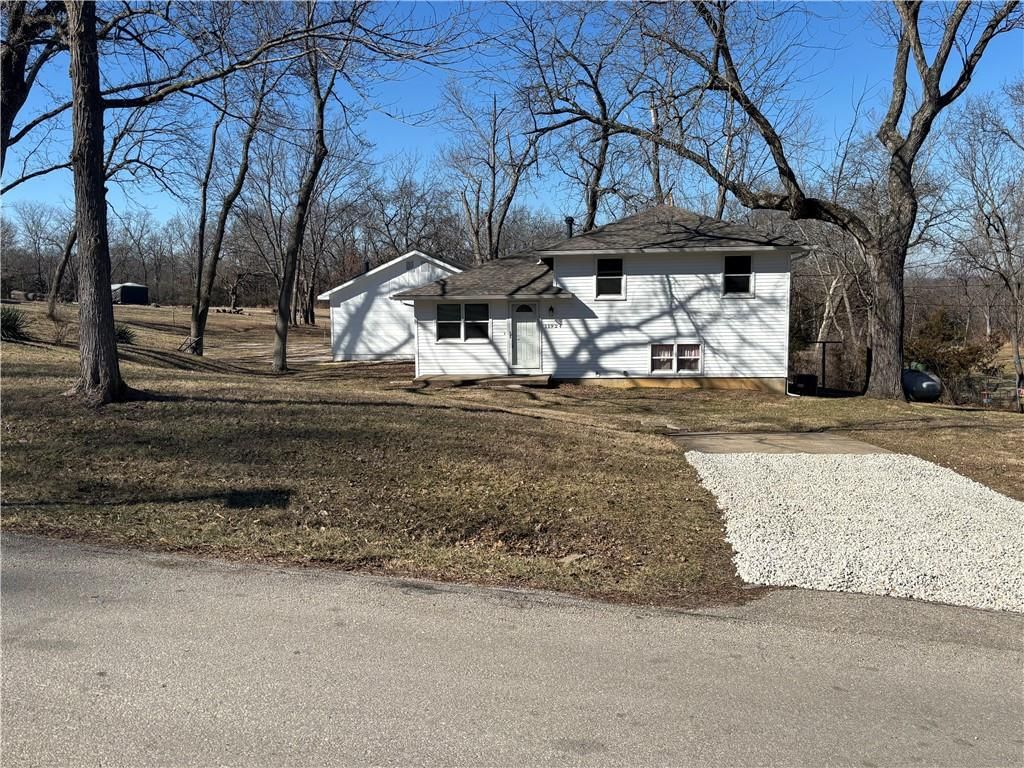 11924 Merritt Road, Grandview, MO
