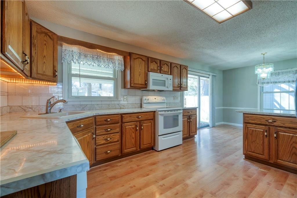 8409 E 85th Street — photo 16