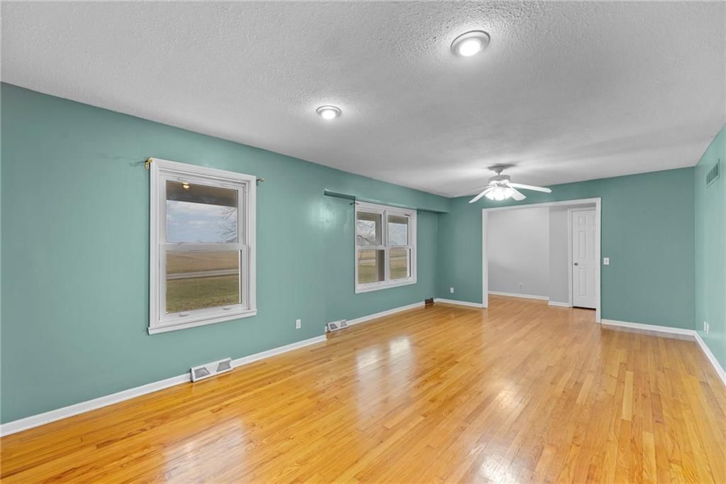 19455 Edgerton Road — photo 7