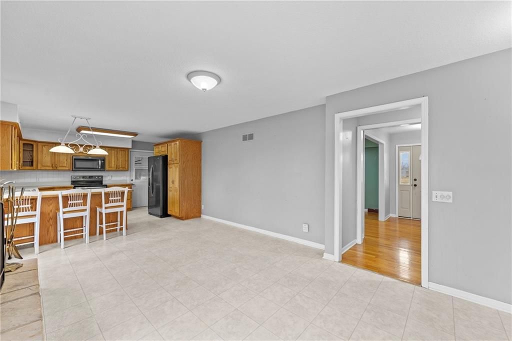 19455 Edgerton Road — photo 11
