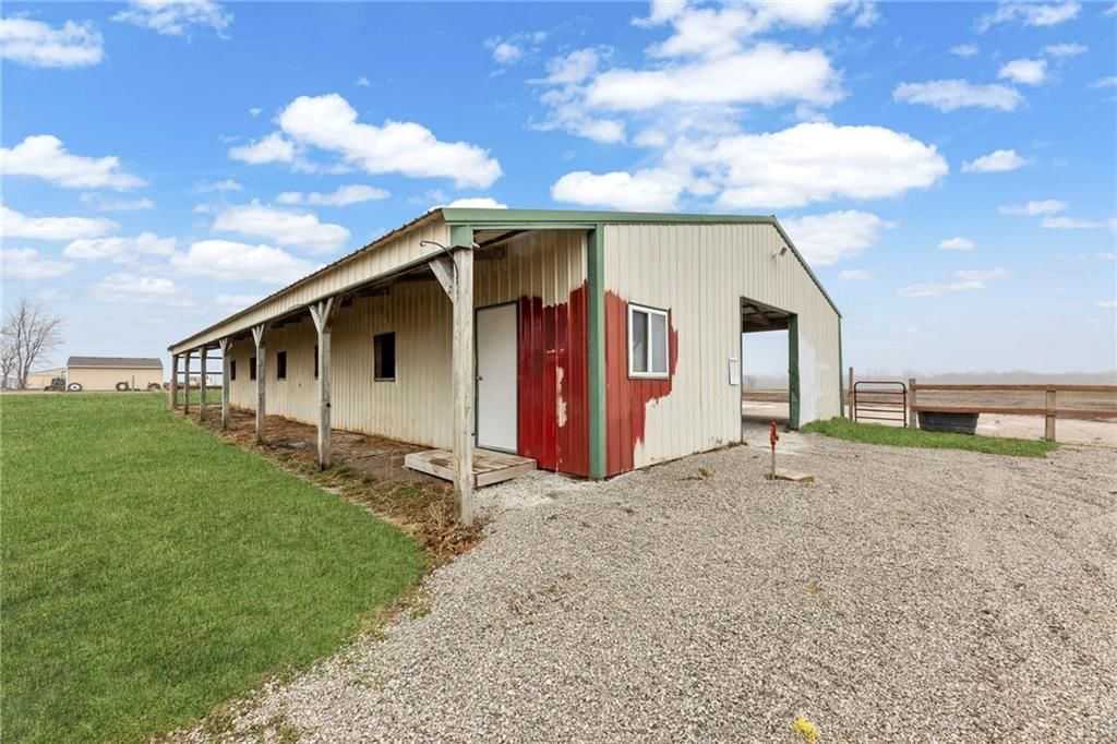 19455 Edgerton Road — photo 39