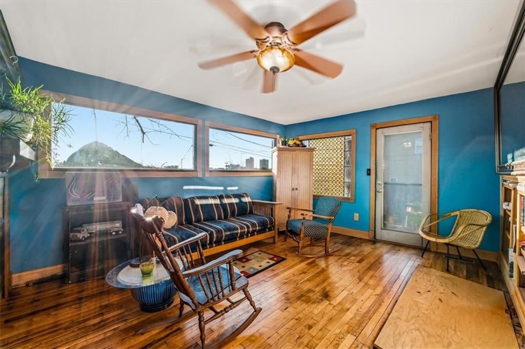 1619 Jefferson Street — photo 11