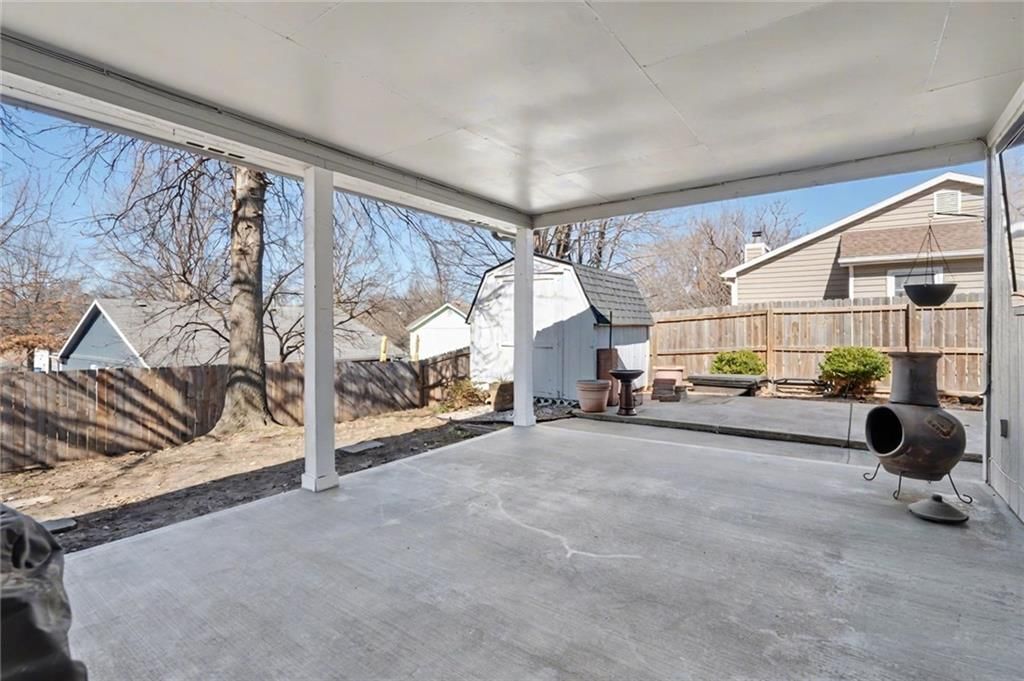 2613 Mayfair Drive — photo 17