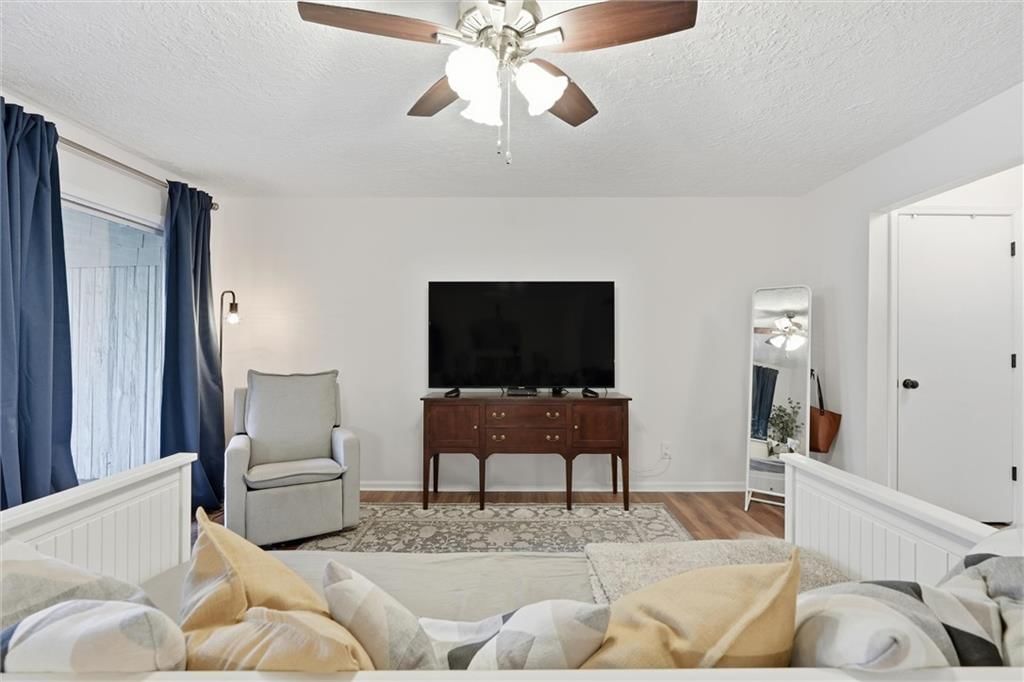 7430 W 102nd Court — photo 2