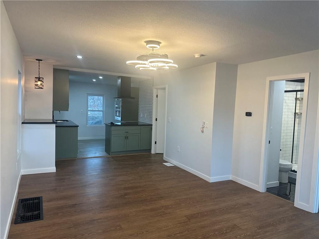 519 S Carlisle Drive — photo 6
