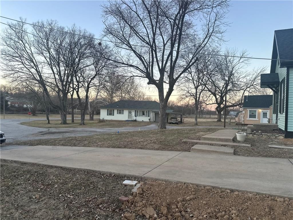 519 S Carlisle Drive — photo 24