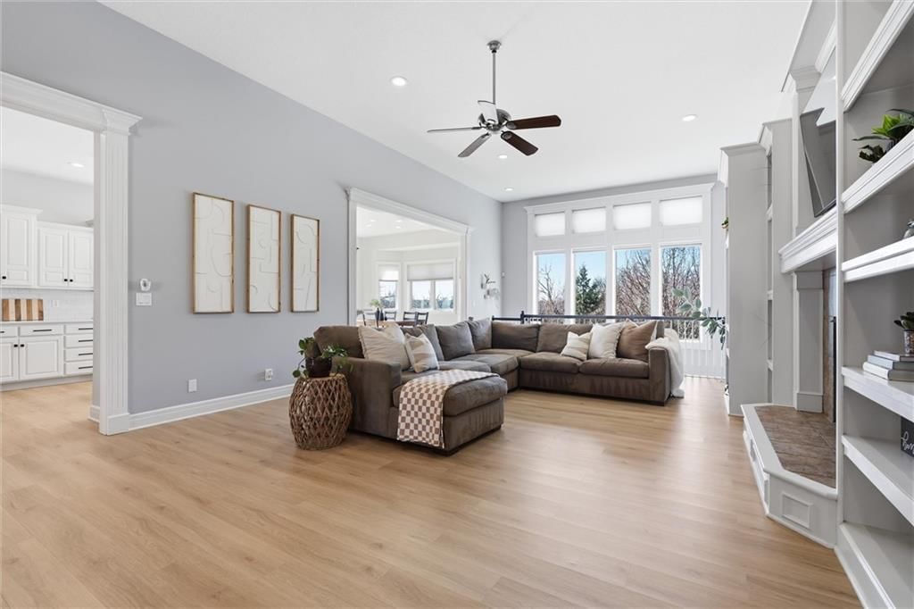 10308 Granada Lane — photo 11