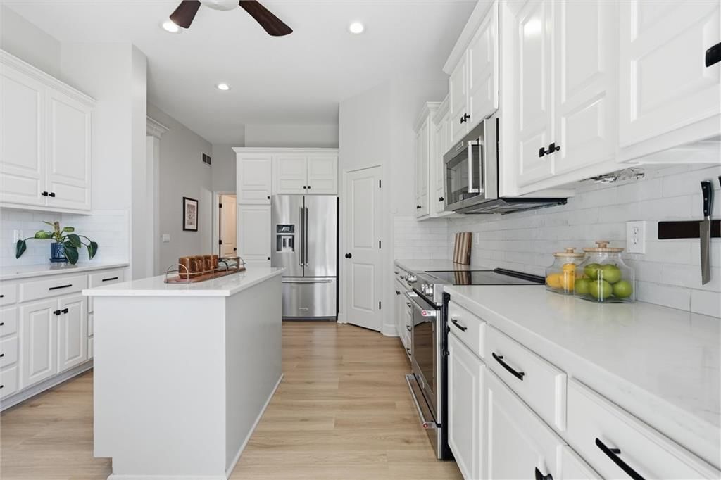 10308 Granada Lane — photo 18