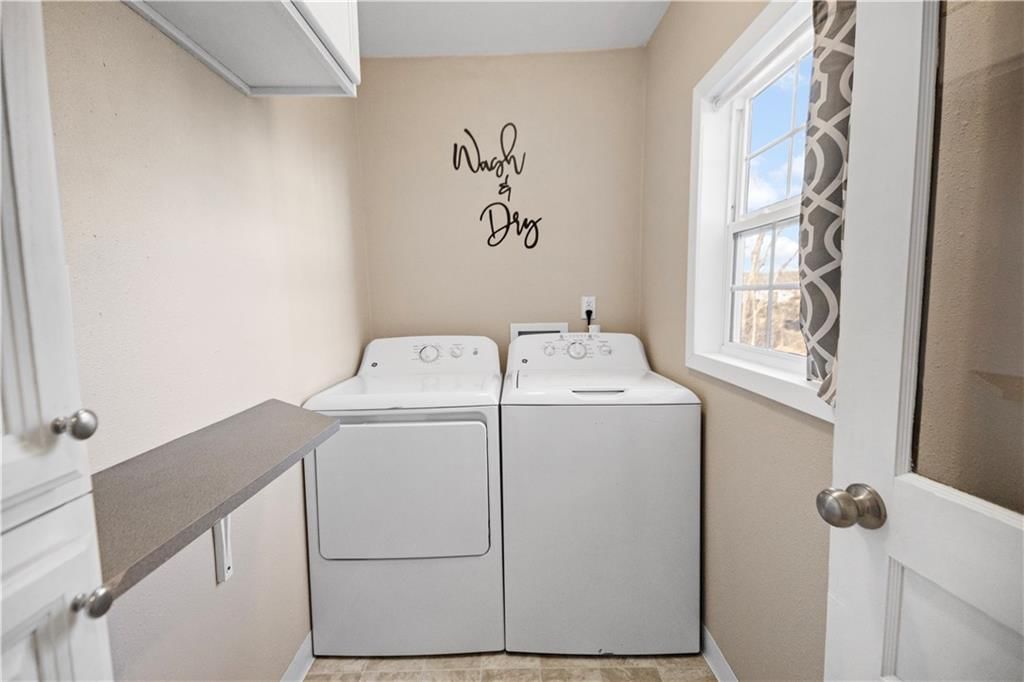 921 Clay Street — photo 17